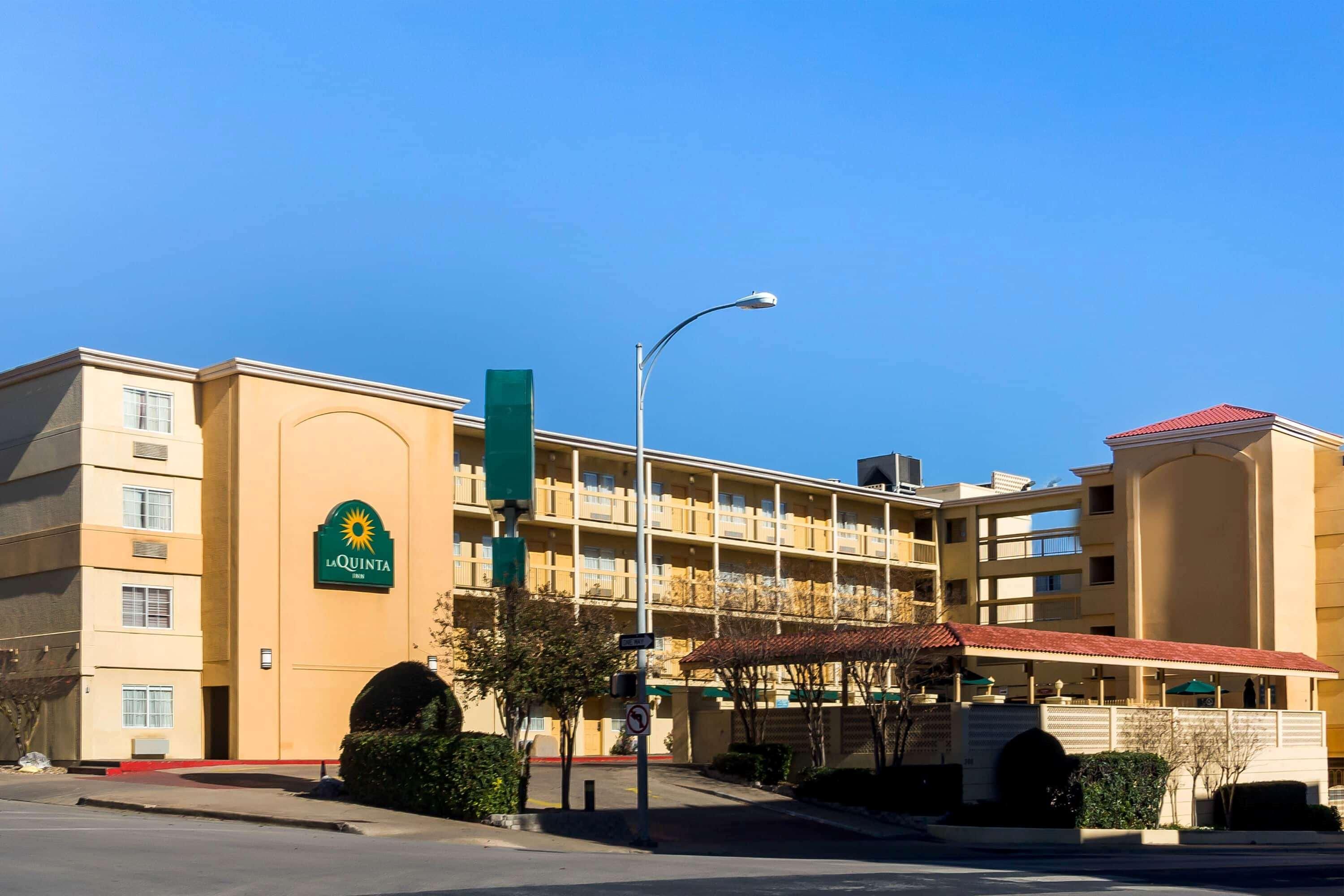 La Quinta Inn By Wyndham Austin Capitol / Downtown Exterior foto