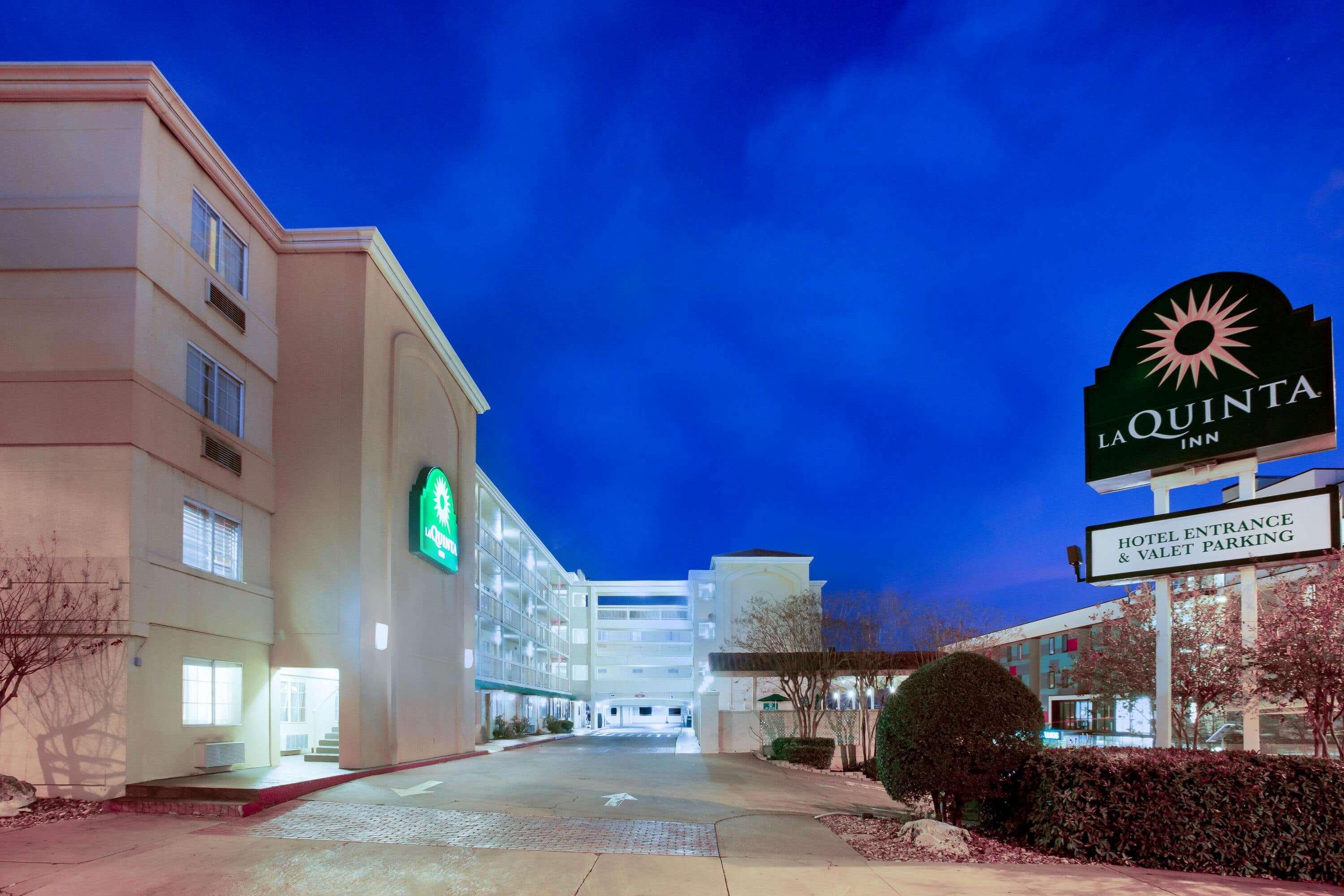 La Quinta Inn By Wyndham Austin Capitol / Downtown Exterior foto