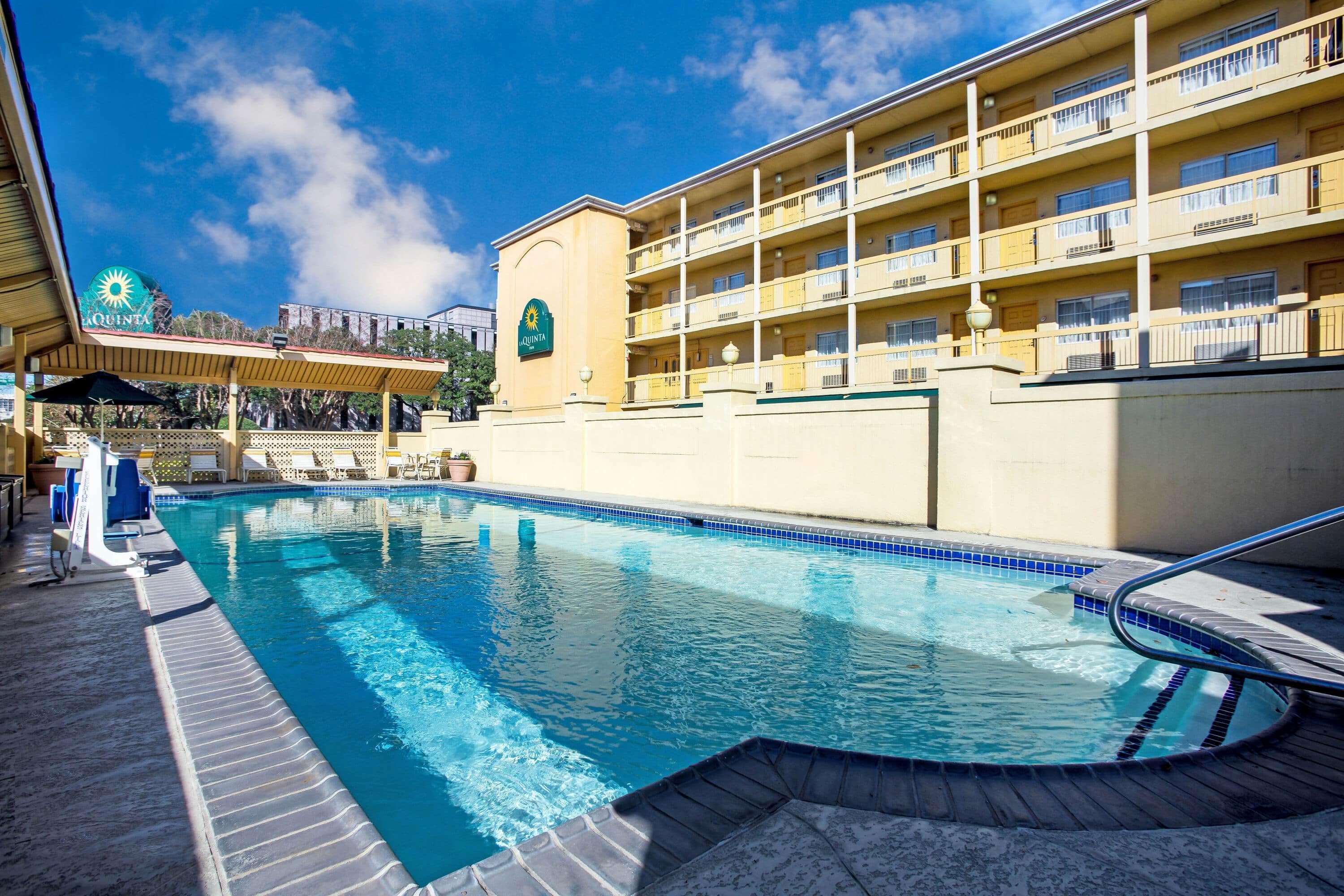 La Quinta Inn By Wyndham Austin Capitol / Downtown Exterior foto